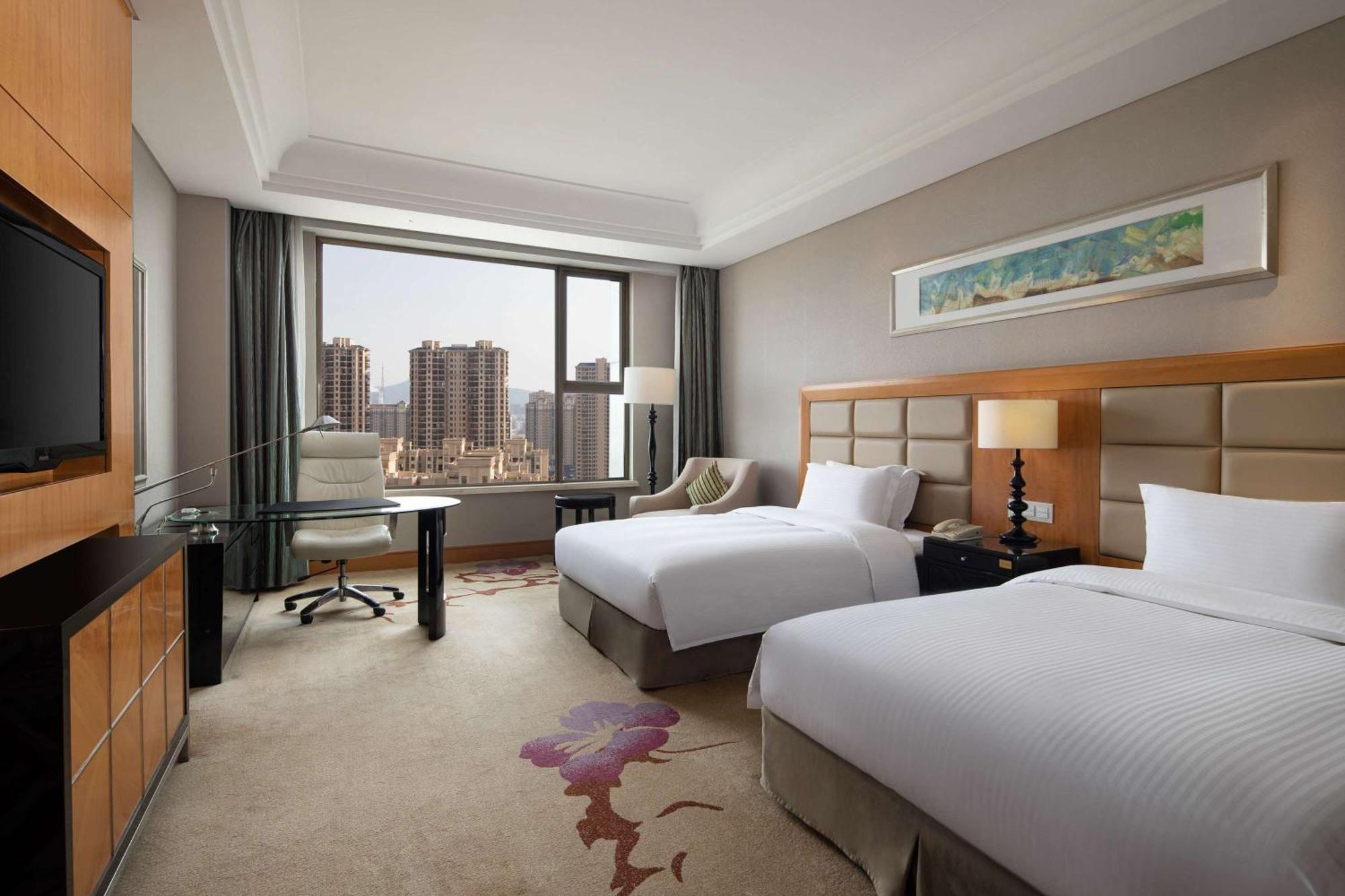 Hotel Wyndham Xinyang Downtown Exterior foto